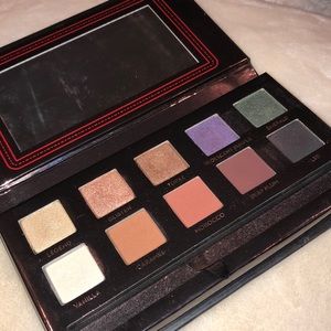 LIMITED EDITION Anastasia Amrezy Palette